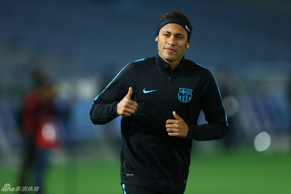 要当爸爸了？哈兰德晒吮吸手指照片，并配👶🏼🔜表情